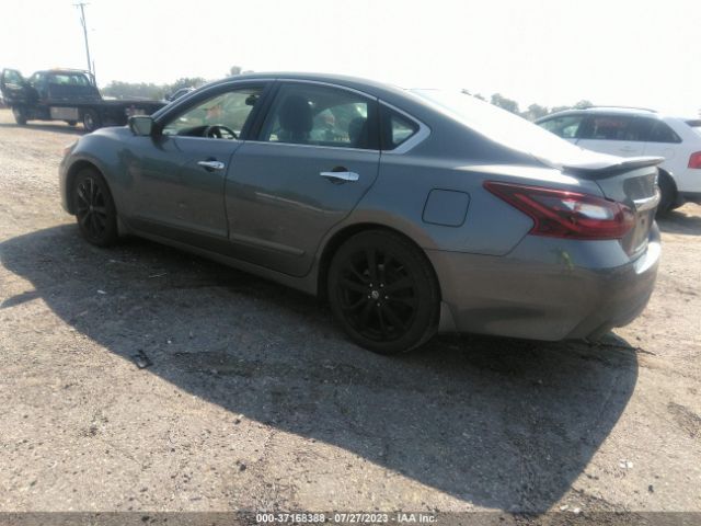 1N4AL3AP0HC211918 Nissan Altima 2.5 Sr