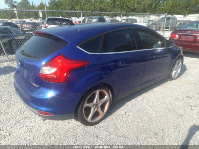 1FADP3N22EL104025 Ford Focus Titanium