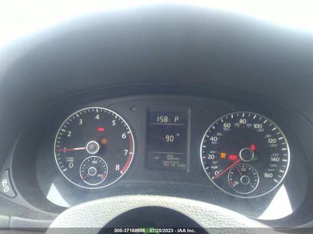 1VWAT7A31FC044428 Volkswagen Passat 1.8t Wolfsburg Ed
