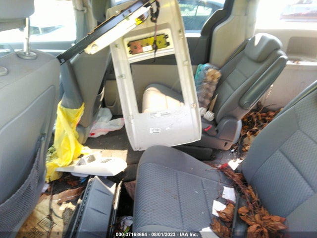 2010 DODGE GRAND CARAVAN HERO VIN: 2D4RN3D10AR438444