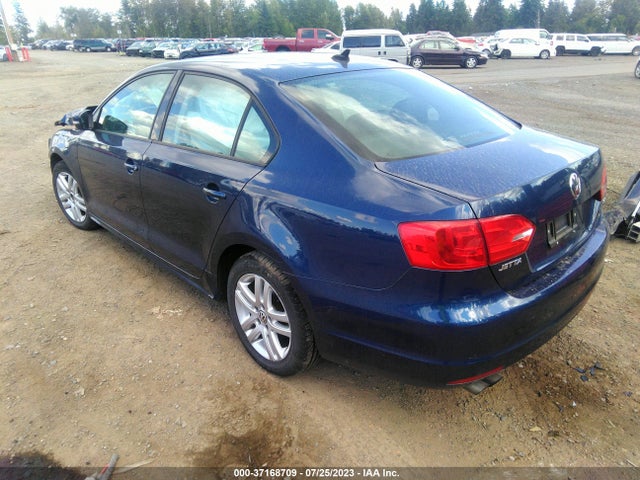3VWB17AJ2EM333887 Volkswagen Jetta Sedan Se