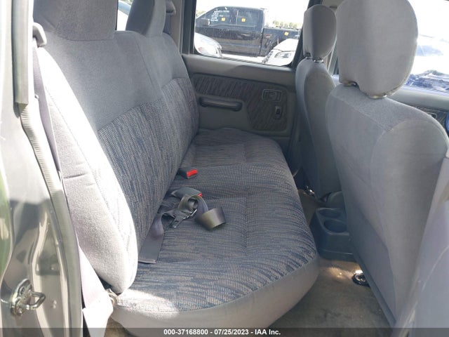 2000 NISSAN FRONTIER 2WD XE/SE VIN: 1N6ED27T2YC379256