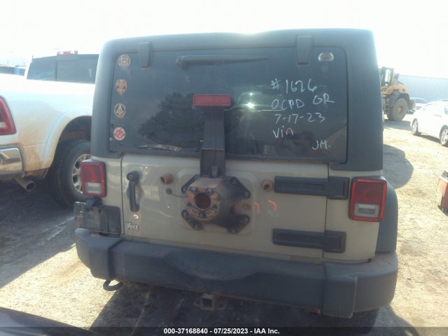 1C4BJWFG0HL590157 Jeep Wrangler Unlimited Rubicon