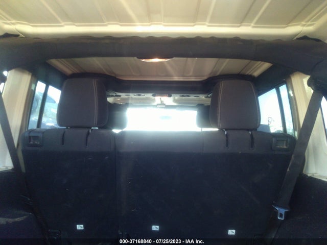 1C4BJWFG0HL590157 Jeep Wrangler Unlimited Rubicon