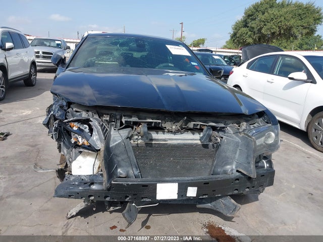 Chrysler 300 2015 2C3CCABG9FH803287 Image 13