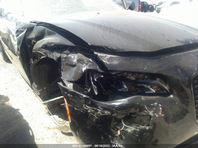 Chrysler 300 2015 2C3CCABG9FH803287 Image 6