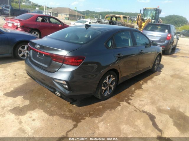 3KPF24ADXME339682 KIA Forte Lxs