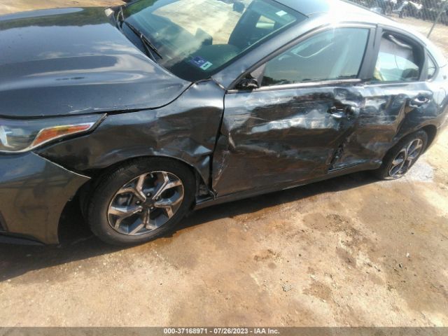 3KPF24ADXME339682 KIA Forte Lxs