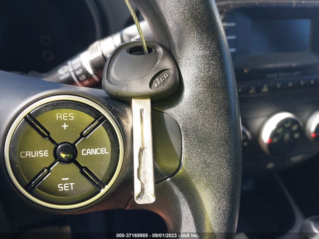 KIA Soul Base 2014 KNDJN2A27E7720301 Image 11