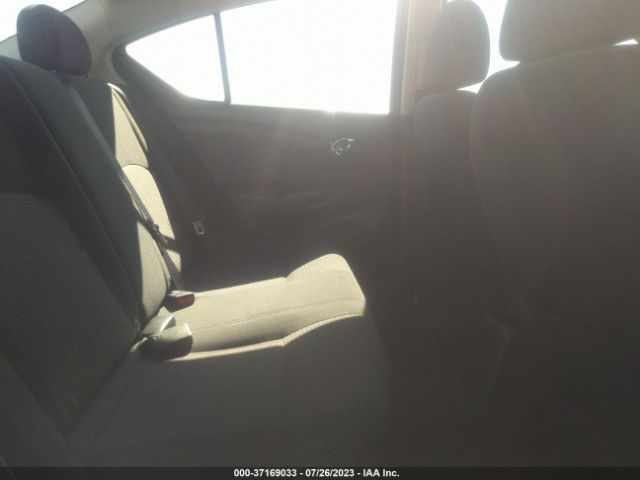 3N1CN7AP4FL831180 Nissan Versa Sl