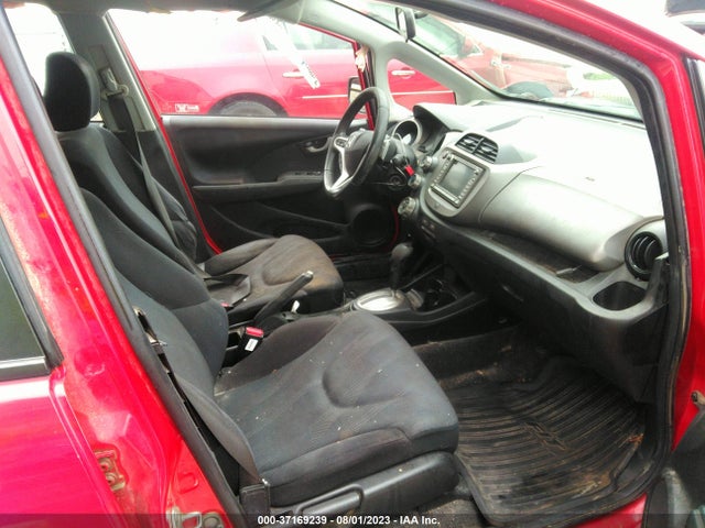 2011 HONDA FIT SPORT VIN: JHMGE8H69BC022344