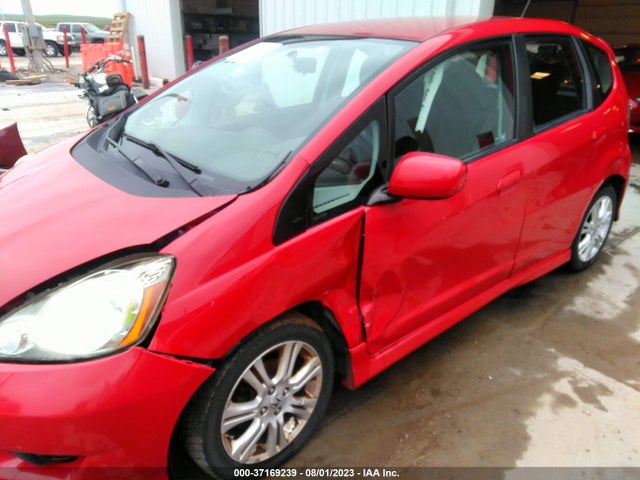 2011 HONDA FIT SPORT VIN: JHMGE8H69BC022344