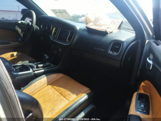 2C3CDXBG8KH626225 Dodge Charger Sxt