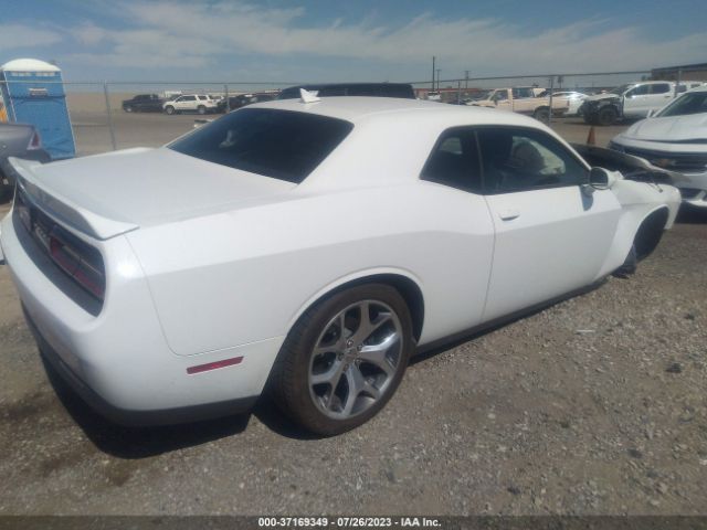 2C3CDZAG0GH322083 Dodge Challenger Sxt Plus