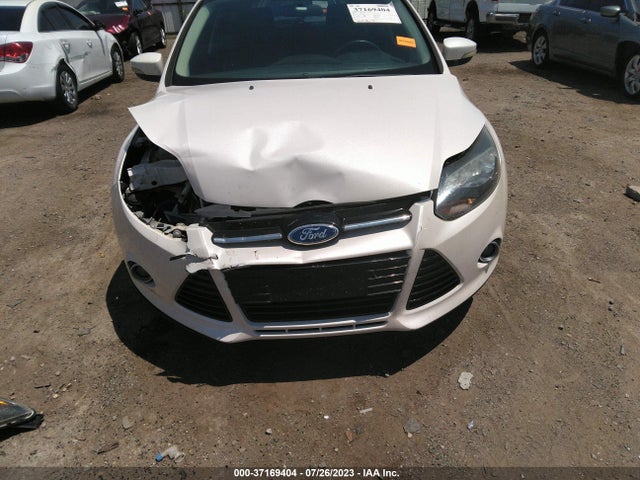 2013 FORD FOCUS TITANIUM VIN: 1FADP3N24DL200270
