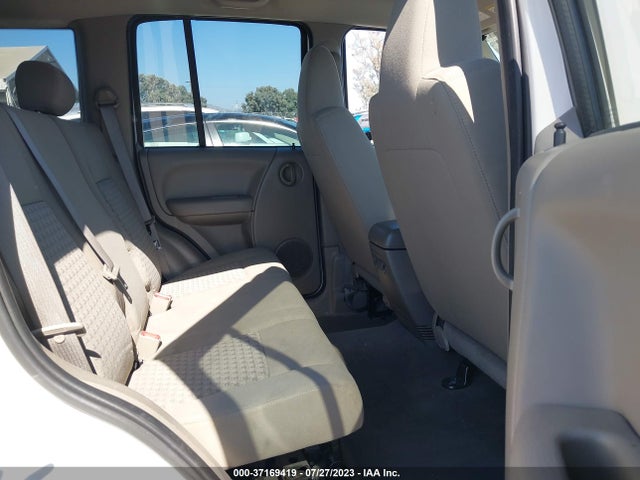 2006 JEEP LIBERTY SPORT VIN: 1J4GL48K76W289249