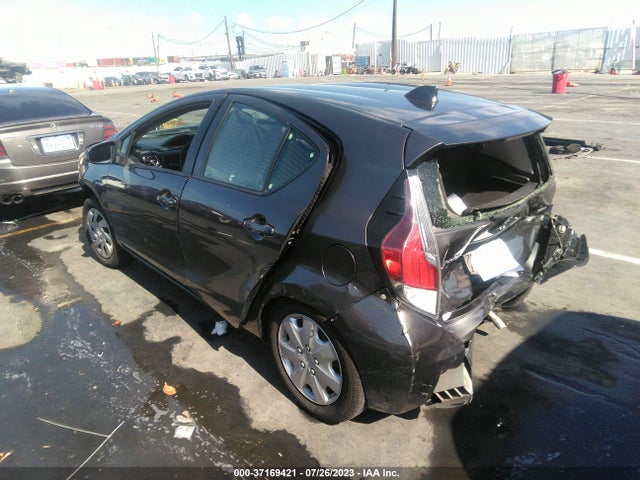 Toyota Prius C One/two/three/four 2015 JTDKDTB32F1102229 Image 3