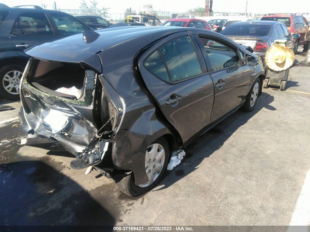 Toyota Prius C One/two/three/four 2015 JTDKDTB32F1102229 Image 4