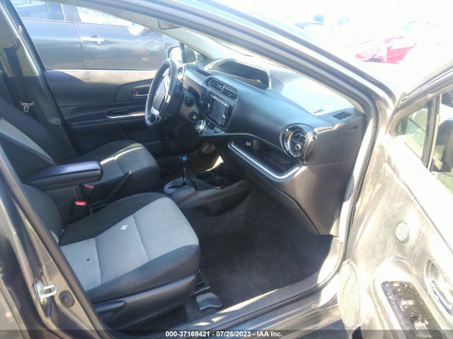 Toyota Prius C One/two/three/four 2015 JTDKDTB32F1102229 Image 5