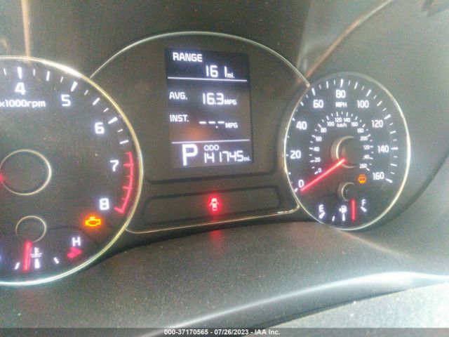 KNAFK5A85G5604417 KIA Forte 5-door Lx