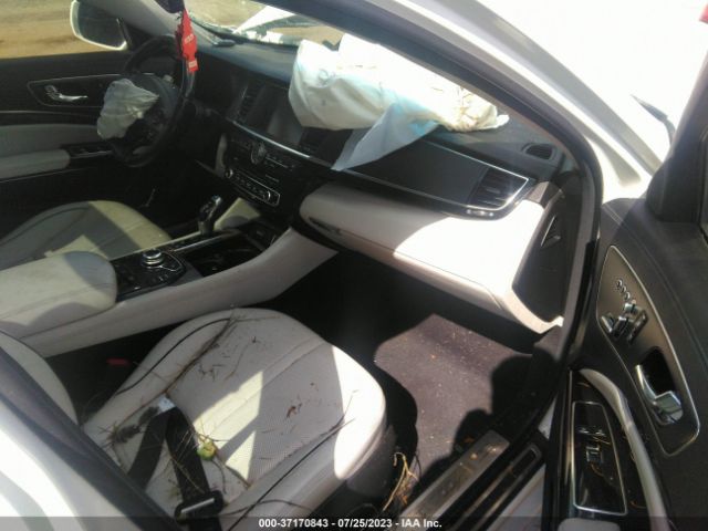 KNALW4D47F6018028 KIA K900 Luxury