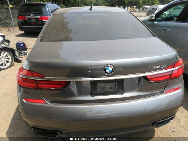 WBA7E2C55GG547606 BMW 7 Series 740i