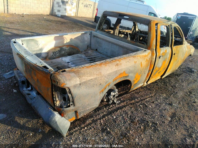 1C6RR6FG2JS317859 RAM 1500 Express