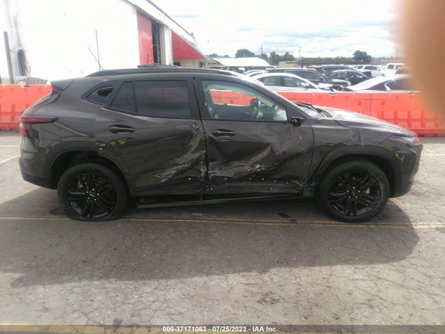 Chevrolet Trax Activ 2024 KL77LKE28RC025295 Image 13