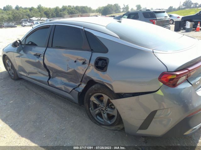 5XXG24J23MG005097 KIA K5 LX
