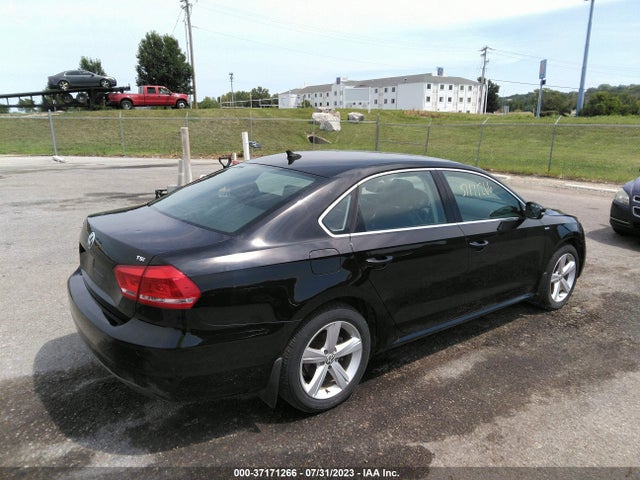 1VWAS7A36EC049612 Volkswagen Passat Wolfsburg Ed