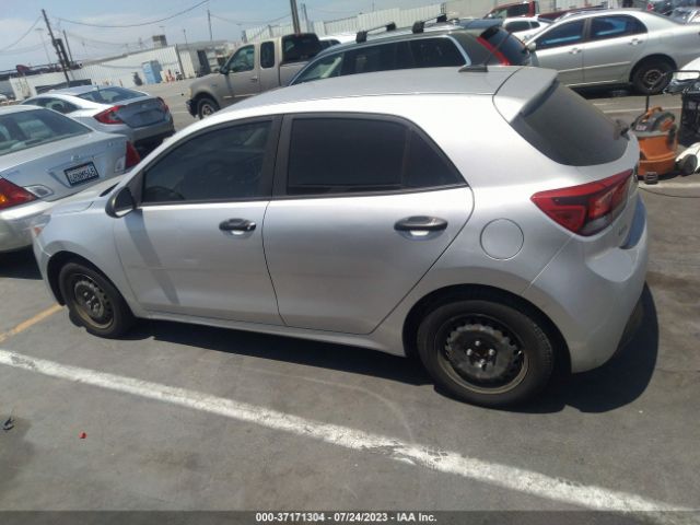 3KPA25AB5JE058190 KIA Rio 5-door Lx