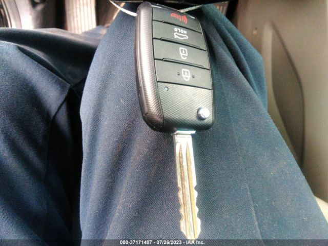 KNAFX4A82E5107107 KIA FORTE EX