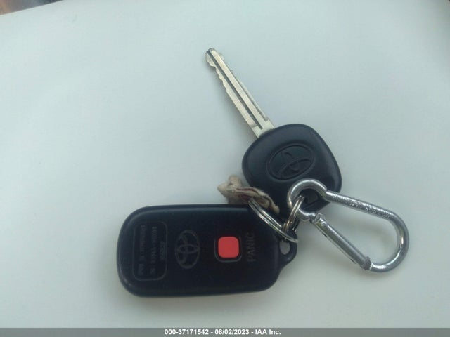 2006 TOYOTA HIGHLANDER HYBRID VIN: JTEEW21A960010232