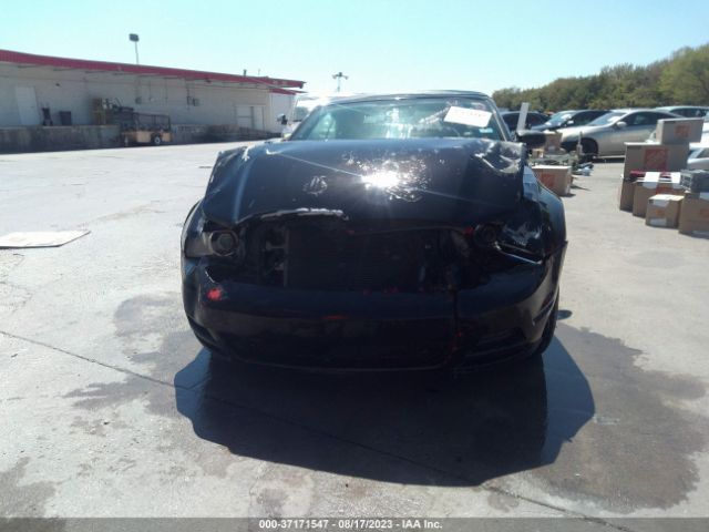 1ZVBP8EM8E5275735 Ford Mustang V6