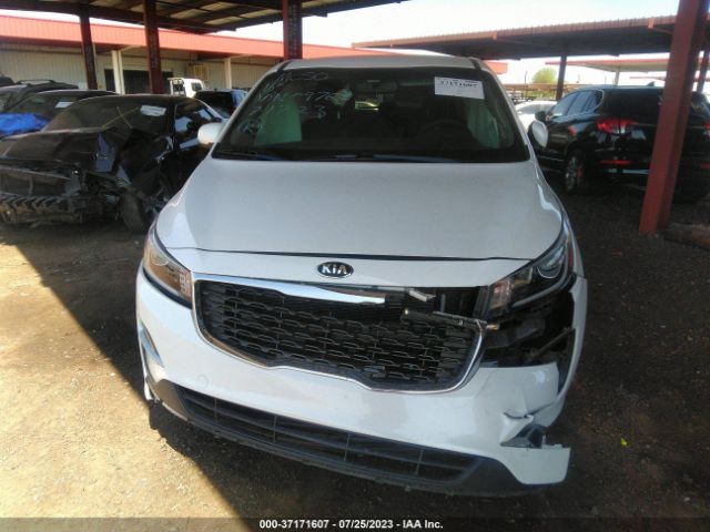 KNDMB5C14K6549763 KIA SEDONA LX
