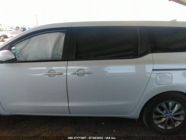 KNDMB5C14K6549763 KIA SEDONA LX
