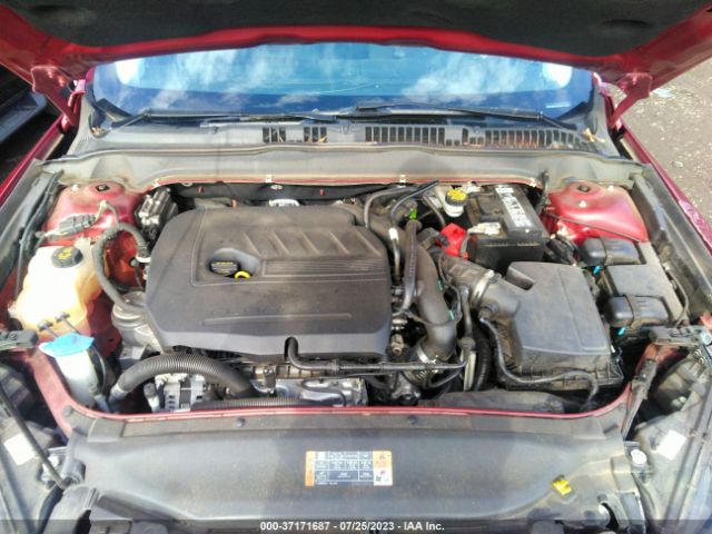 3FA6P0HD1GR247833 Ford FUSION SE