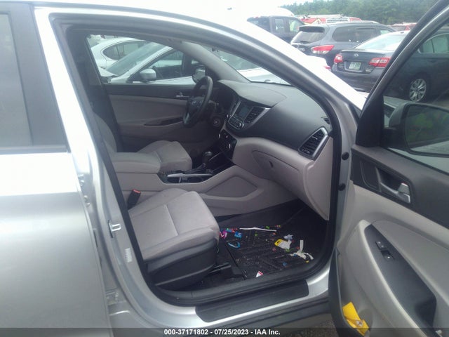 Hyundai TUCSON SE 2017 KM8J3CA42HU320659 Image 6