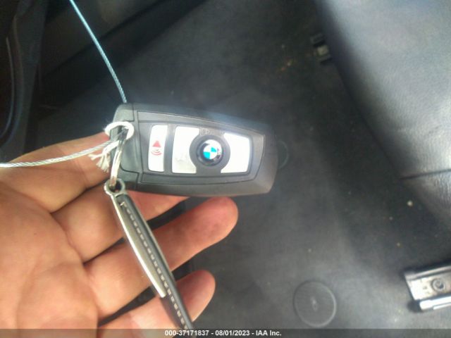WBA8E5G57GNU19797 BMW 3 Series 320i Xdrive