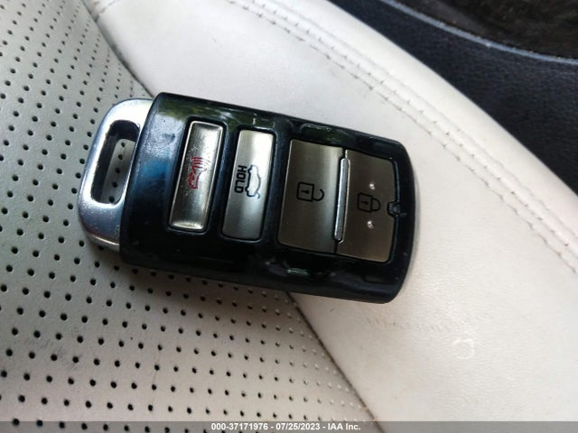 2015 KIA CADENZA LIMITED VIN: KNALN4D73F5183576