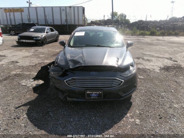 3FA6P0HD0HR362537 Ford FUSION SE