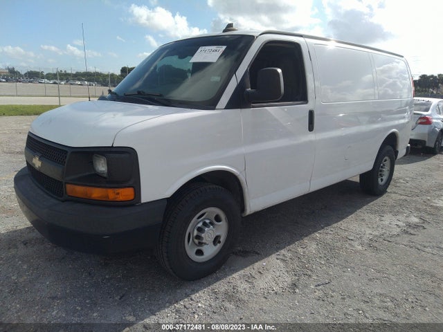 Chevrolet EXPRESS CARGO VAN 2016 1GCWGAFF1G1136424 Image 2