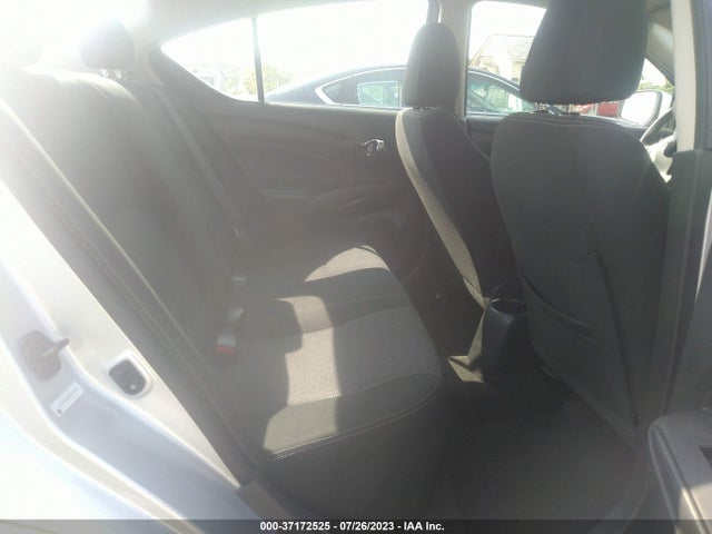 37172525 :رقم المزاد ، 3N1CN7APXKL825345 vin ، 2019 Nissan Versa Sedan Sv مزاد بيع