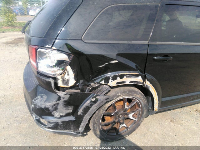 2018 DODGE JOURNEY SXT AWD VIN: 3C4PDDBG4JT243979