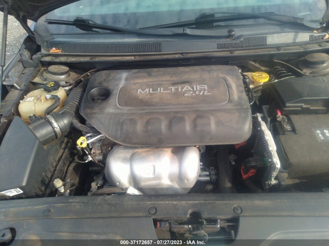 1C3CCCBB9FN751781 Chrysler 200 S