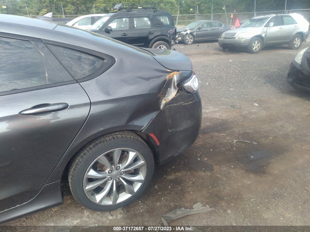 1C3CCCBB9FN751781 Chrysler 200 S