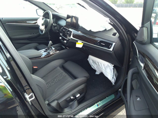 BMW 5 Series 530i 2023 аукцион фото