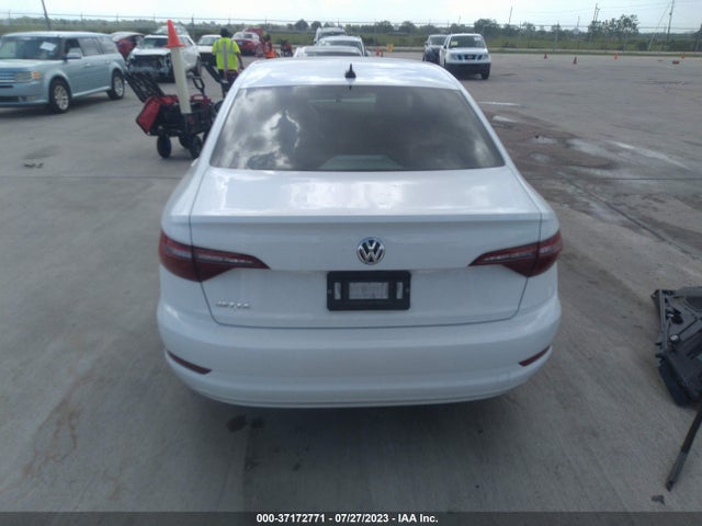 3VWC57BU4MM021960 Volkswagen Jetta S/se/r-line