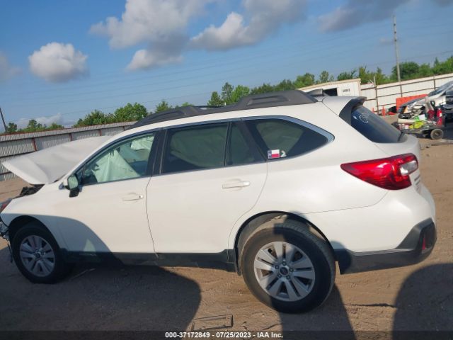 4S4BSACC7J3354074 Subaru Outback Premium