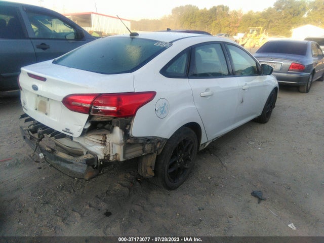 Ford FOCUS SE 2016 1FADP3F27GL385529 Image 6